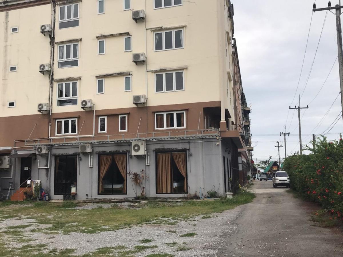 Arcadia Maephim Aparthotel Mae Phim Exteriör bild